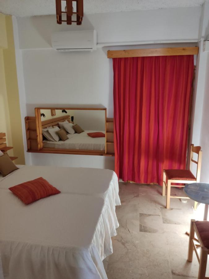 Kissandros Hotel Agia Galini  Exterior photo